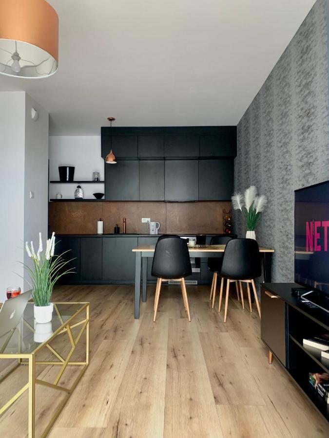 Apartament Drewnowska Przy Manufakturze Łódź Buitenkant foto